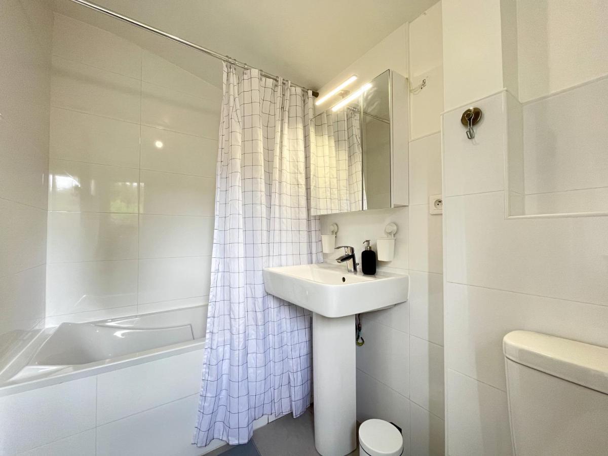Maison Ideale Pour Visiter Paris Versailles - Chambres Privees Paris-Saclay Bures-sur-Yvette Exterior photo