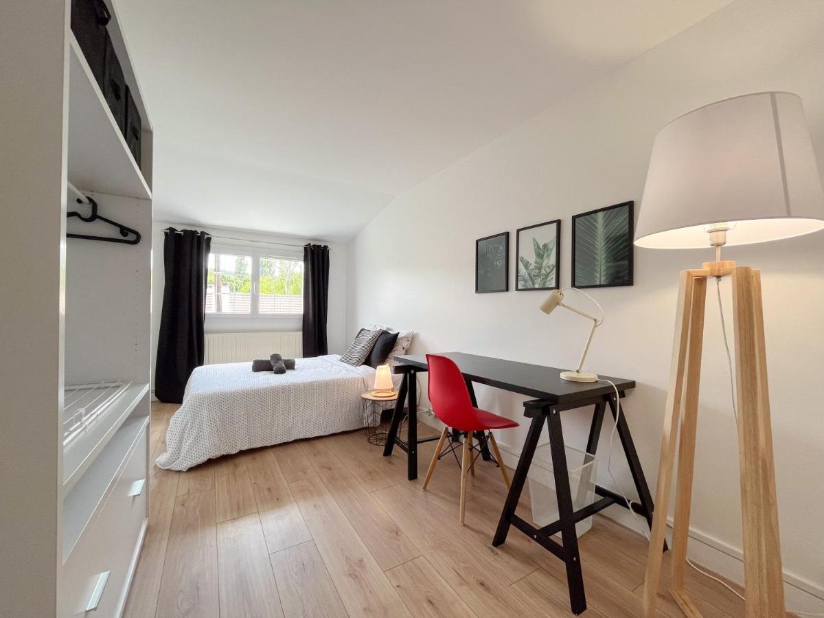 Maison Ideale Pour Visiter Paris Versailles - Chambres Privees Paris-Saclay Bures-sur-Yvette Exterior photo
